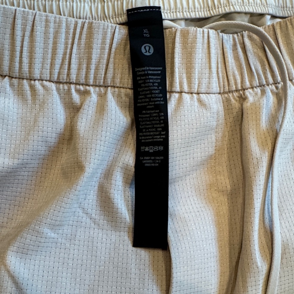Lululemon Cream Athletic PANTS XL